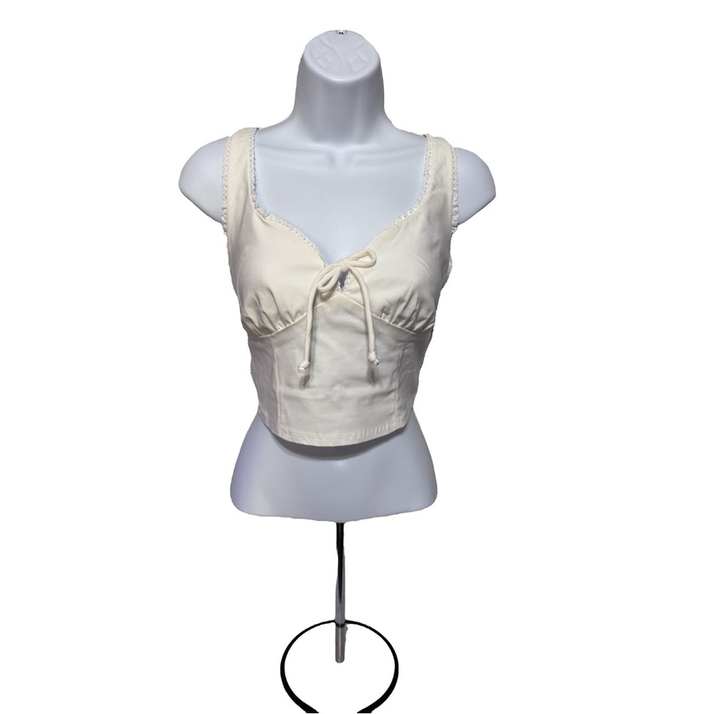 Wild Fable Off White Sleeveless Crop Top